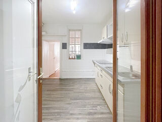  Appartement à louer 1 pièce 54 m²