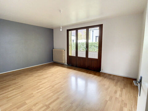   LA RAVOIRE, La Trousse, T3 avec cave et garage Appartement - 3 pi�ce(s) - 63 m�