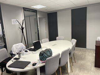   SPACIEUX BUREAUX HYPER CENTRE Aix les bains