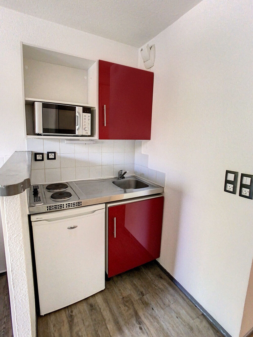 location Appartement - 1 pièce(s) - 19 m² Jacob-Bellecombette (73000)