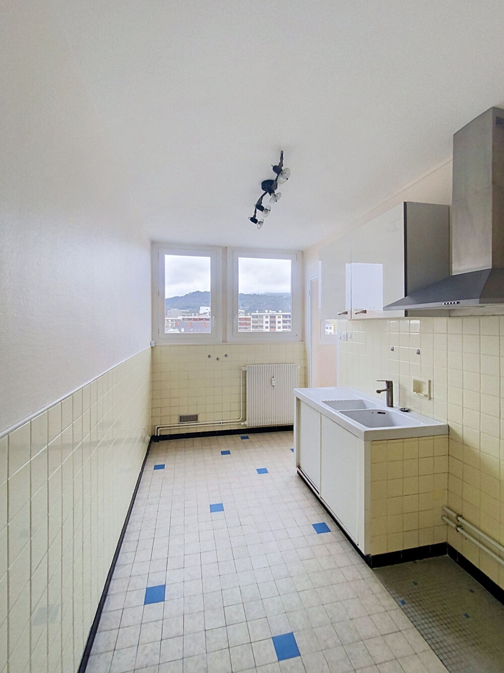 Location Appartement CHAMBERY, T3BIS Avenue du Comte Vert Chambery
