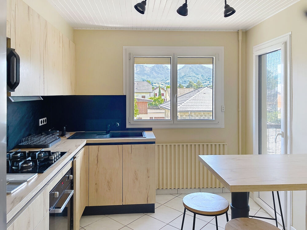 Location Appartement CHAMBERY, T3 meublé dans résidence agréable Chambery