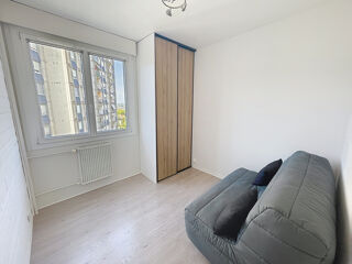  Appartement à louer 4 pièces 78 m²