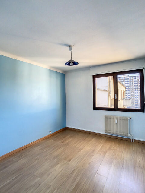  Appartement � louer 4 pi�ces 79 m�