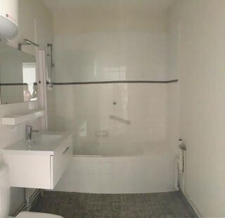  Appartement à louer 2 pièces 38 m²