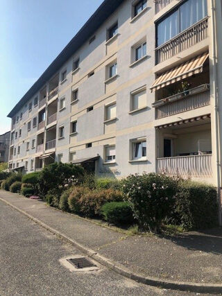  Appartement à louer 3 pièces 72 m²
