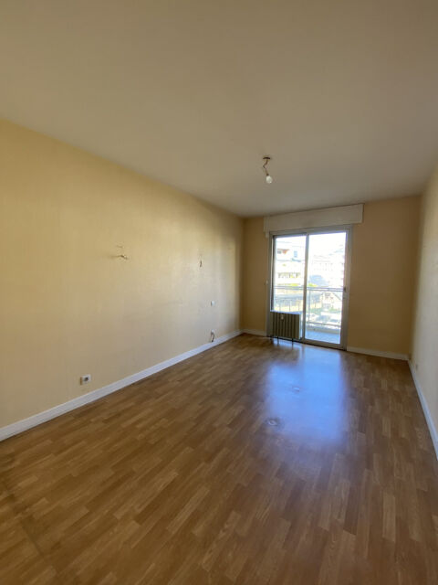  Appartement � louer 3 pi�ces 90 m�