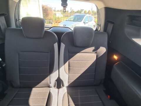 Lodgy Blue dCi 115 7 places Stepway 2019 occasion 34400 Lunel