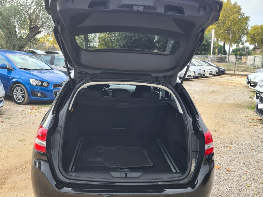 308 SW BlueHDi 130ch S&S BVM6 Active 2018 occasion 34400 Lunel