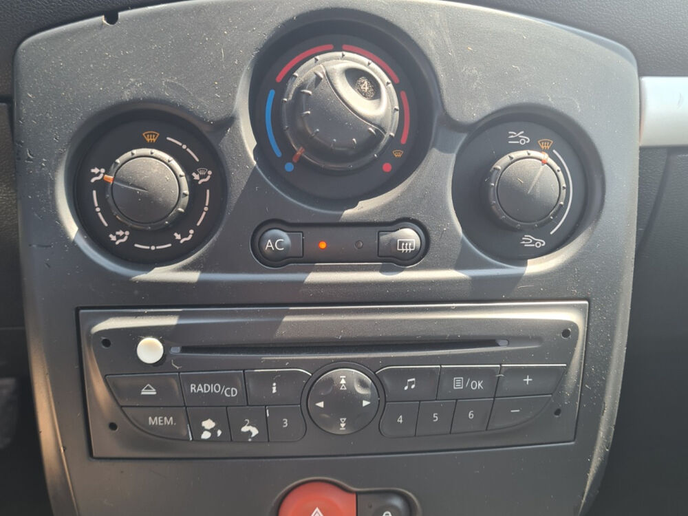 Clio III dCi 75 eco2 Authentique Euro 5 2011 occasion 34400 Lunel