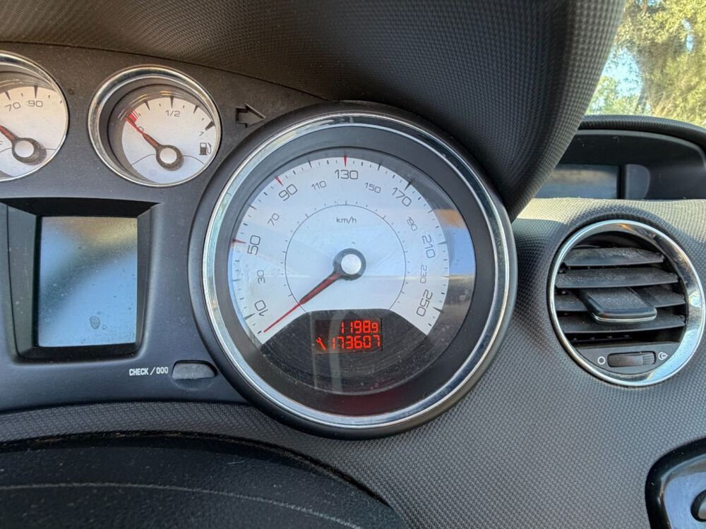 308 CC 2.0 HDi 16V 140ch FAP Sport Pack 2009 occasion 34400 Lunel