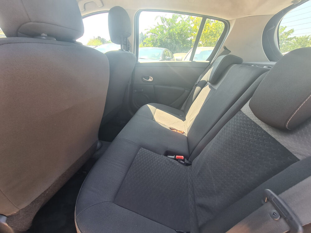 Clio III dCi 75 eco2 Authentique Euro 5 2011 occasion 34400 Lunel