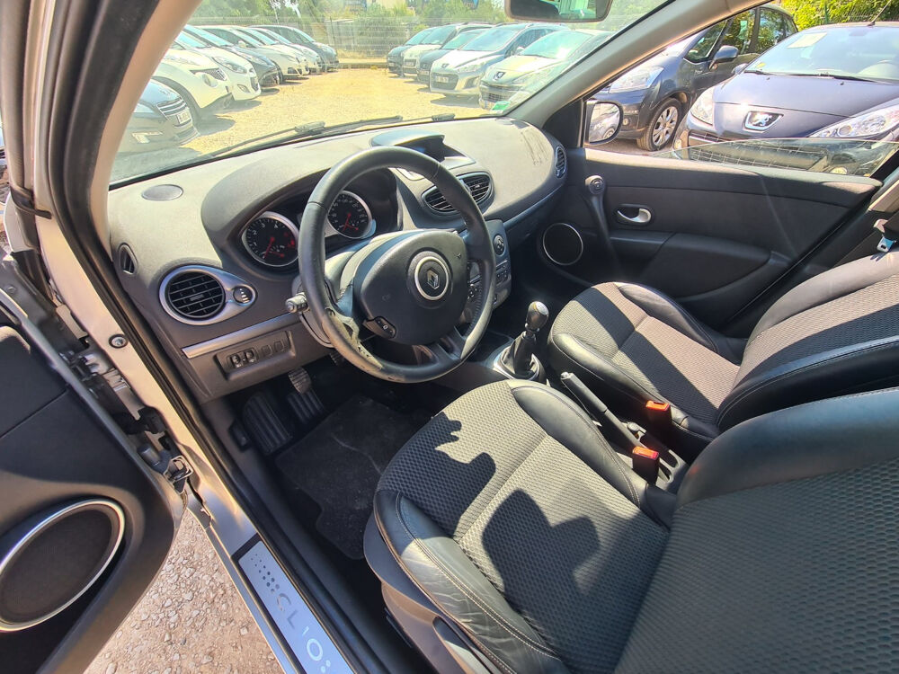 Clio III dCi 105 eco2 FAP Dynamique 2009 occasion 34400 Lunel
