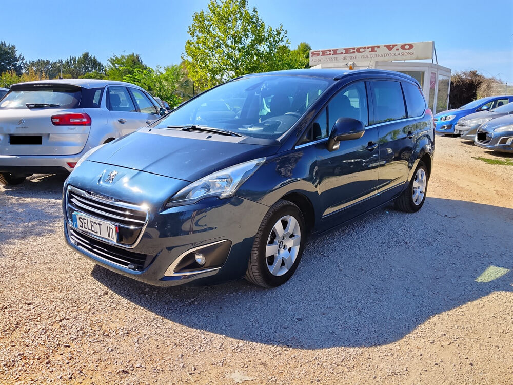 5008 1.6 e-HDi 115ch FAP BMP6 BLUE LION Allure 5pl 2014 occasion 34400 Lunel