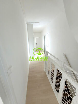  Immeuble � vendre 285 m�