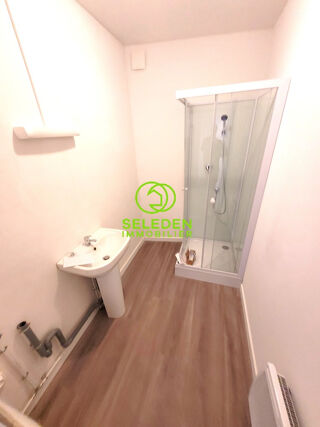  Immeuble � vendre 285 m�