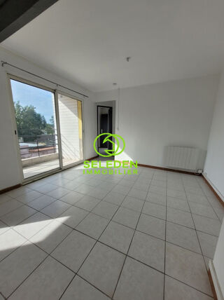  Immeuble � vendre 311 m�