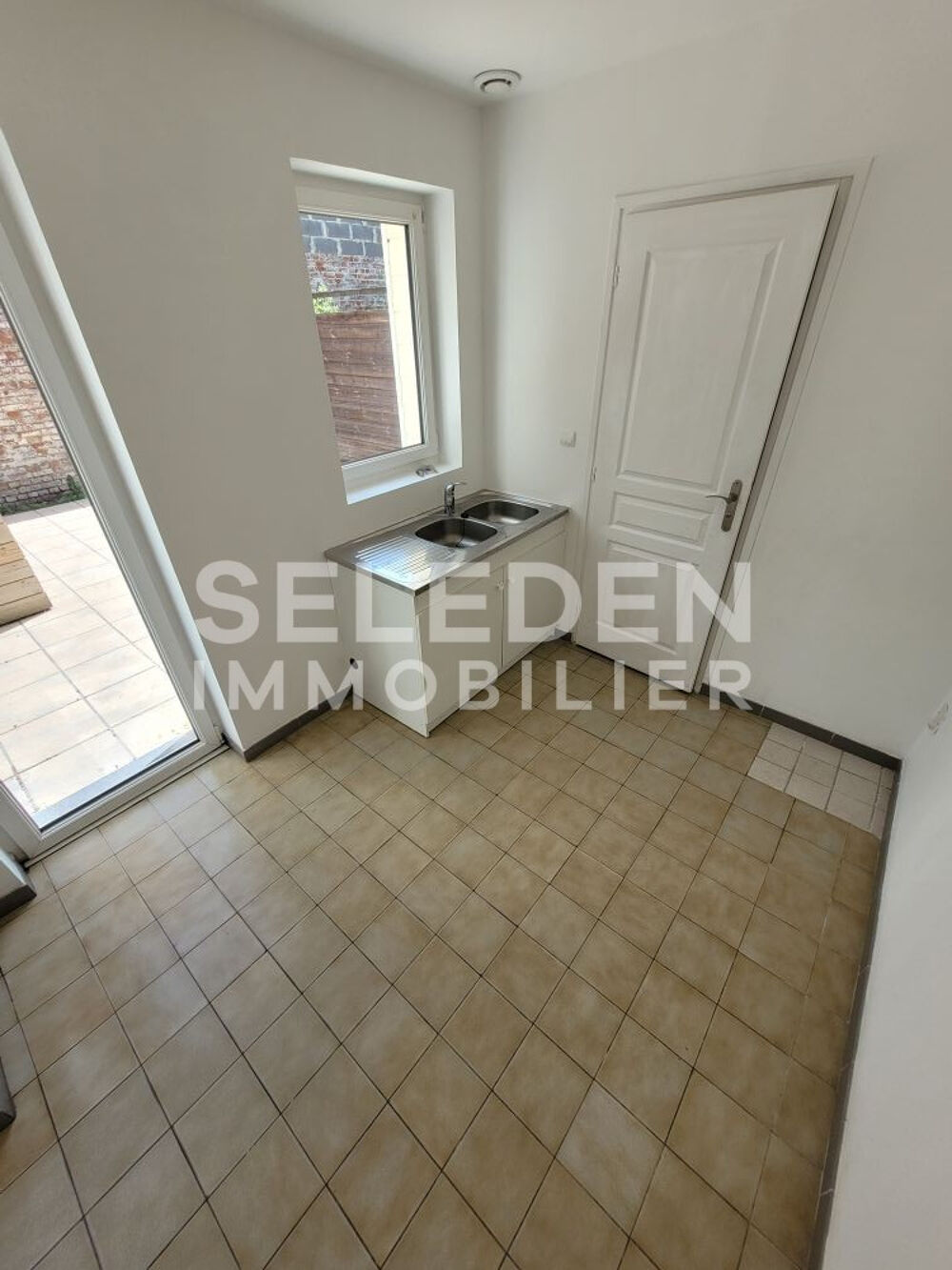 Location Appartement Appartement T2 plain pied avec cour Hesdigneul les bethune