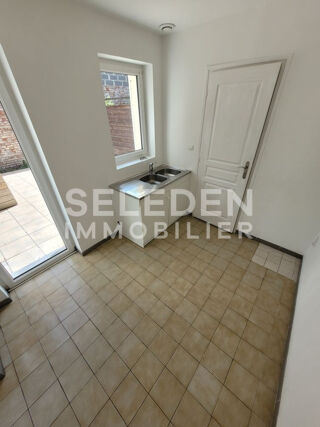  Appartement à louer 2 pièces 43 m²