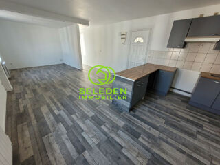  Immeuble à vendre 311 m²