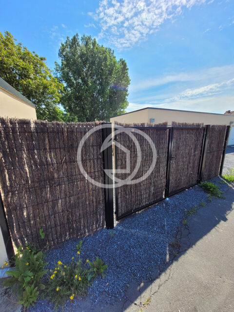  Parking / Garage � louer 77 m�