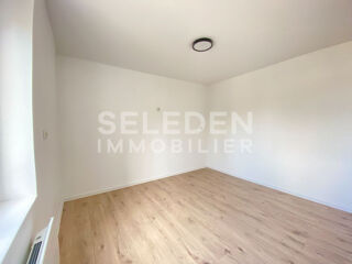  Maison à louer 5 pièces 97 m²