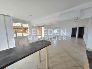  Appartement à louer 3 pièces 95 m²
