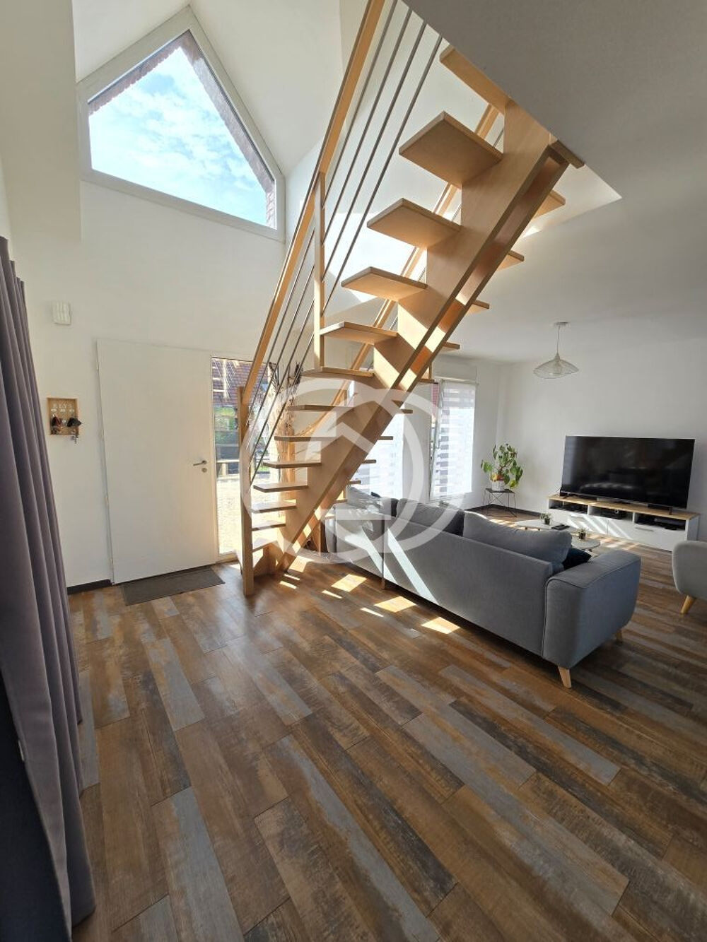 Vente Maison Maison semi plain-pied T5 de 136m2 avec piscine chauffée Vaudricourt