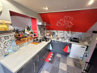  Maison � vendre 6 pi�ces 221 m�