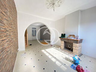  Maison à louer 5 pièces 102 m²