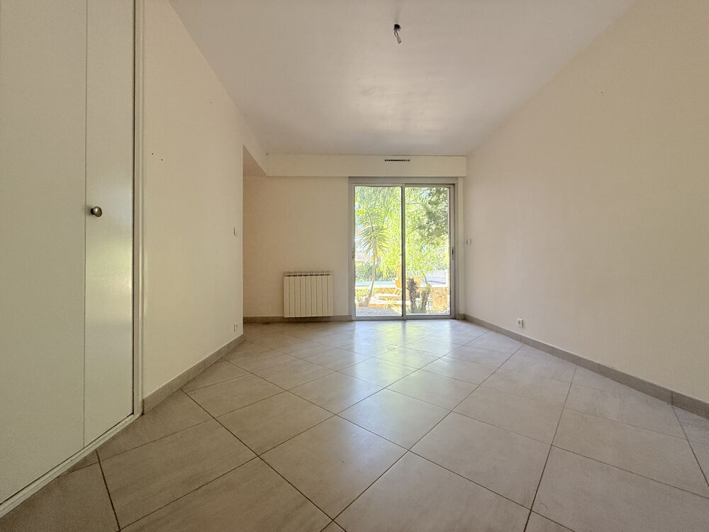 � vendre  Maison Hy�res (83400)