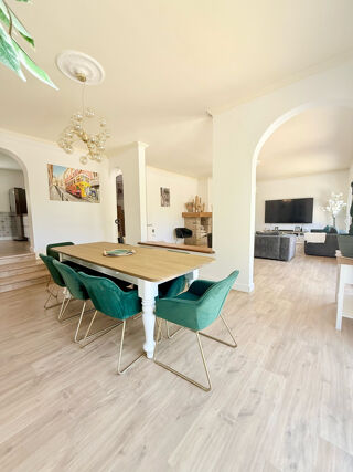  Maison à vendre 5 pièces 141 m²