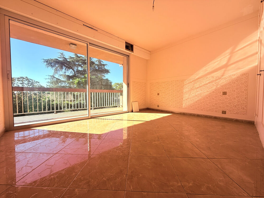 � vendre  Maison Hy�res (83400)