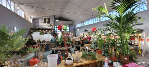 Fonds de commerce ou droit au bail de 250 m2 + garage CAVAILLON 59000 84300 Cavaillon