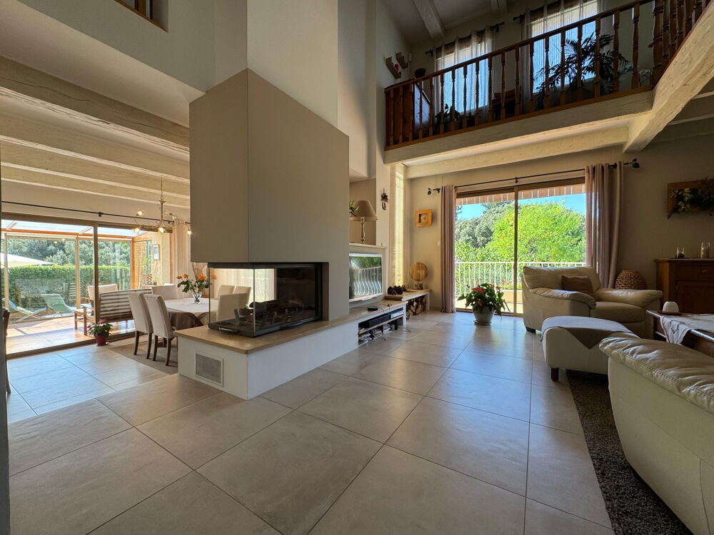 Maison 5 pièces 133 m² · à Cabries · 133 m² · 758 000 €