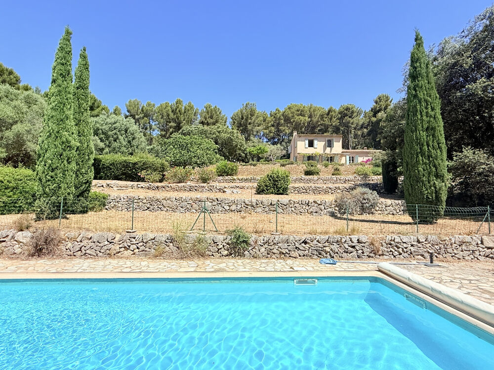 Belle propriété avec dépendance et piscine