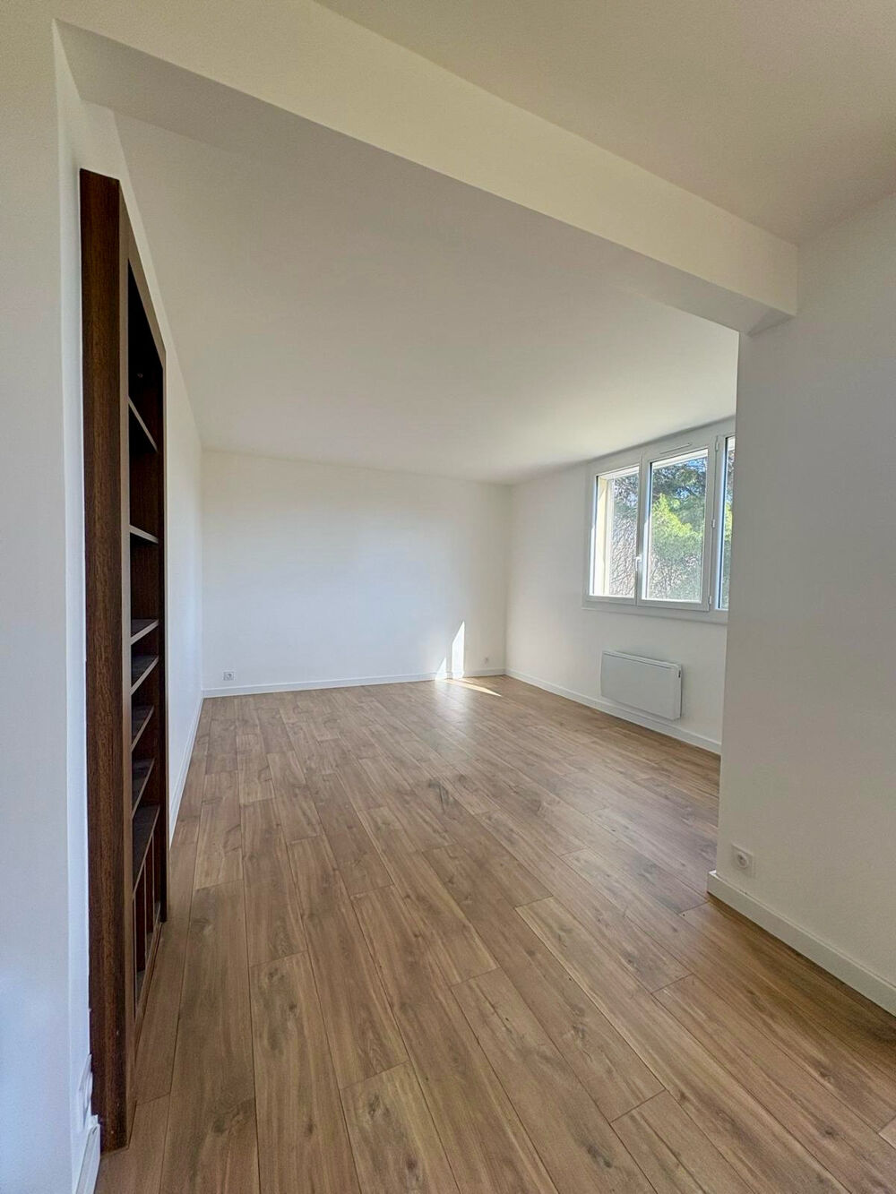 Vente Appartement TOULON EST - APPARTEMENT 5 PIECES - 104m2 - Terrasse et Parkings privés. Toulon