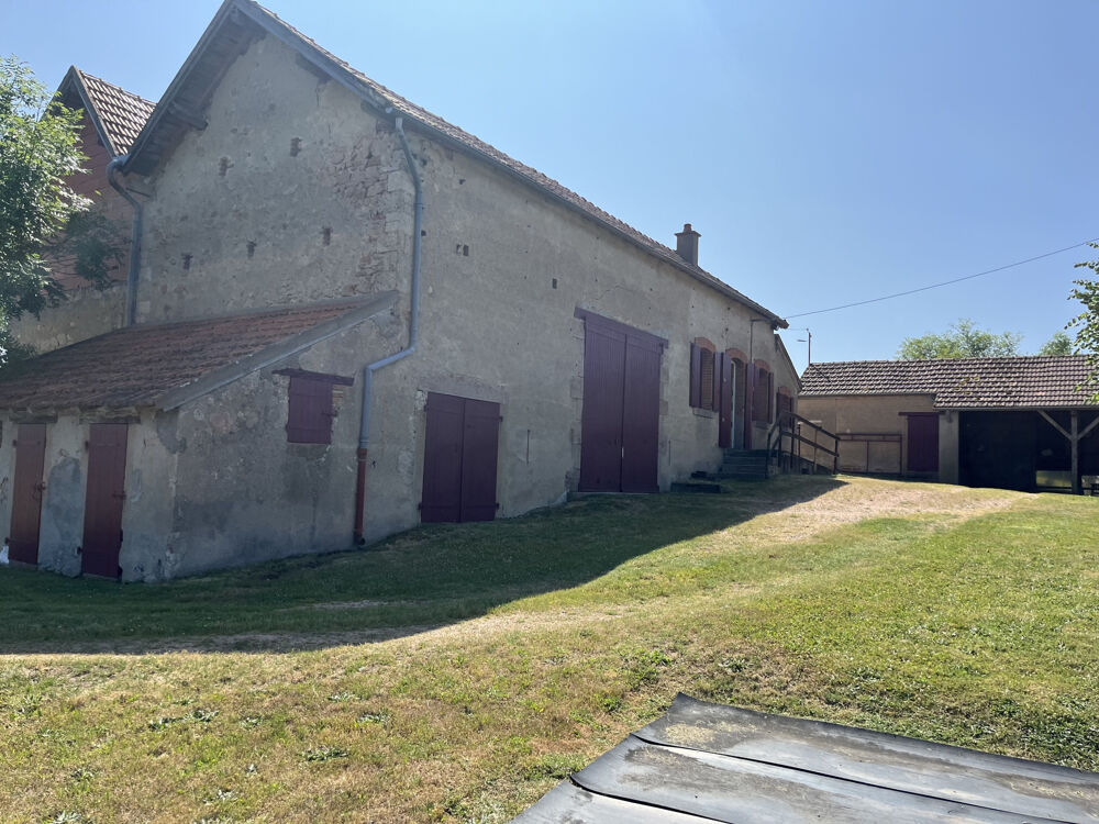 Vente Maison Jolie fermette à la campagne, 2 chambres, dépendances et terrain de 3090 m2 Lapalisse