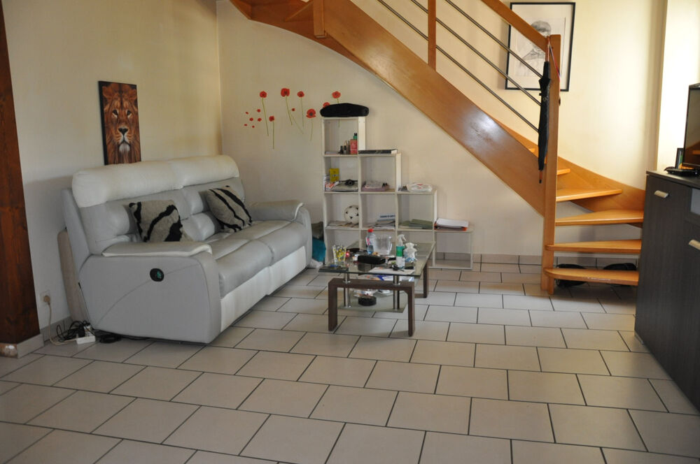 Jolie maison avec 2 chambres, locataire en place