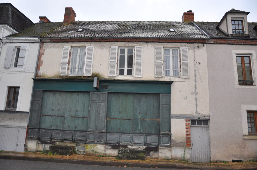 Vente Maison Grande maison à rénover entièrement, beau potentiel aménageable Jaligny sur besbre
