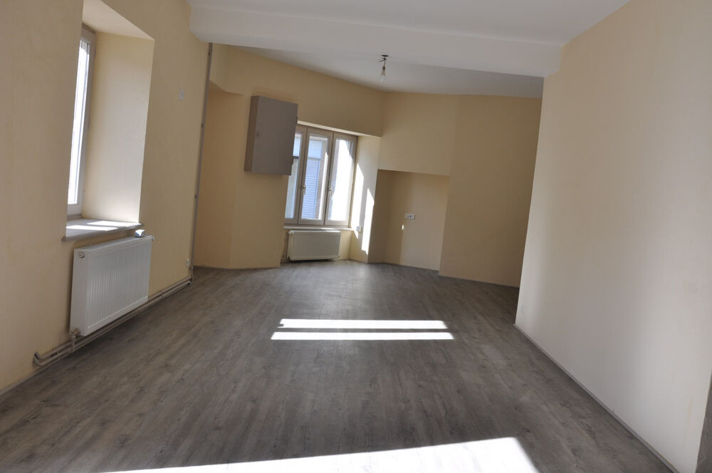 Vente Maison Belle maison de village entièrement rénovée, avec 3 chambres et 1 terrasse Arfeuilles