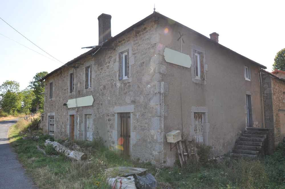 Vente Maison Maison en pierre de granite à fort potentiel aménageable, avec un petit terrain, et une vue exceptionnelle... Arfeuilles