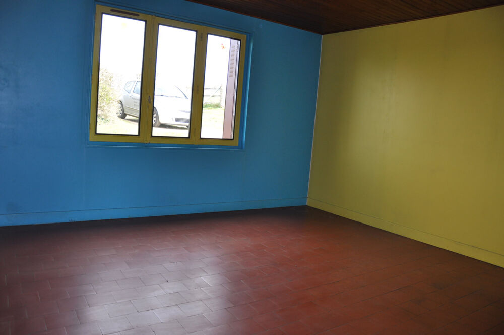 Vente Maison Jolie fermette à la campagne, 2 chambres, dépendances et terrain de 3090 m2 Lapalisse