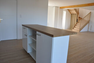  Maison à louer 4 pièces 123 m²