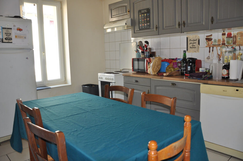 Jolie maison avec 2 chambres, locataire en place