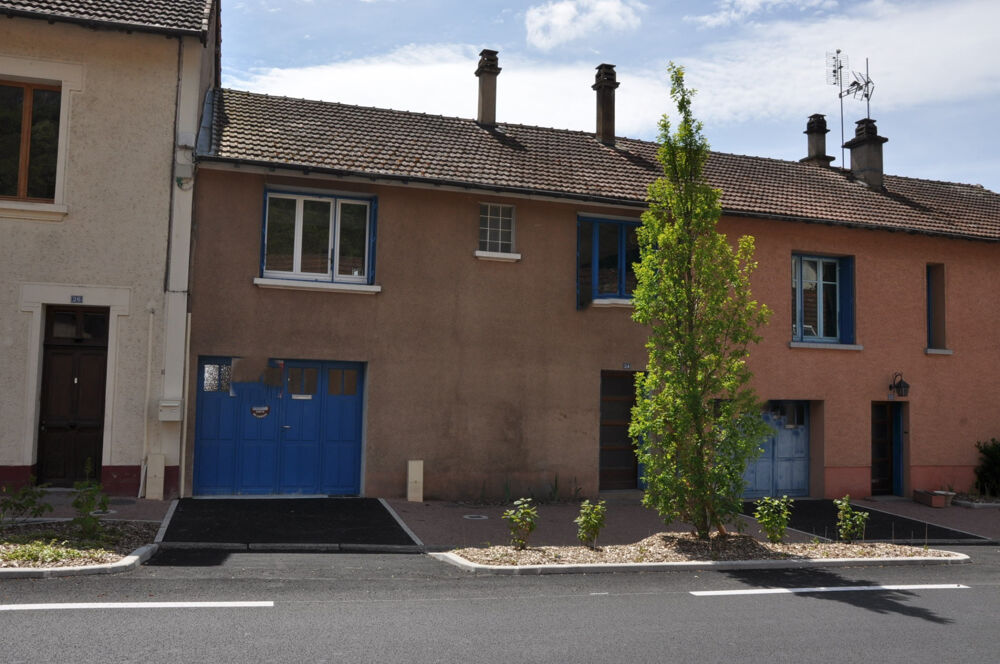 Vente Maison Maison de village mitoyenne, avec 2 chambres, garage Lapalisse