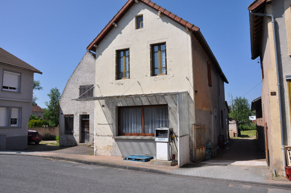 Vente Maison Grande maison de village avec 3 chambres, beau potentiel d'am�nagement Trezelles