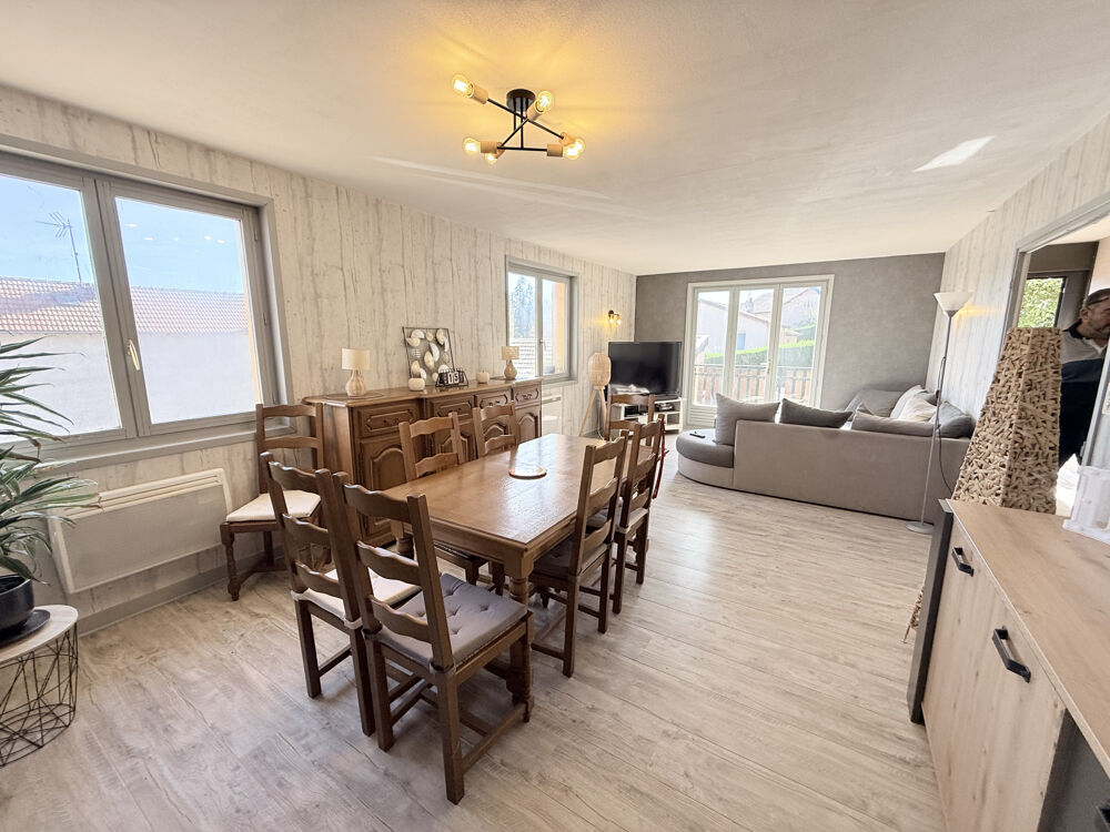 Vente Maison Maison sur deux niveaux avec terrain et garage Montagny