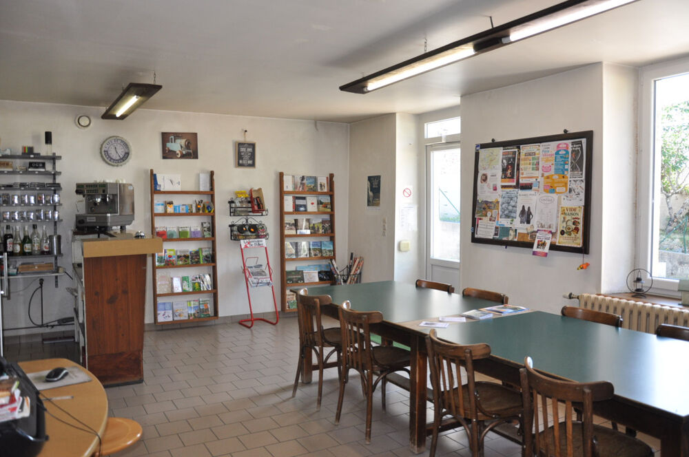 Vente Maison En montagne bourbonnaise, bel ensemble immobilier composé d'un commerce, d'un logement, et d'un fort potentiel La chabanne