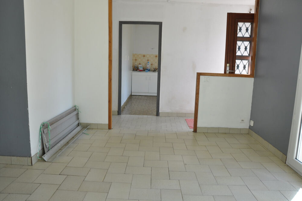 Vente Maison Beau pavillon avec 4 chambres à rafraichir, terrain de 2001 m2 Lapalisse